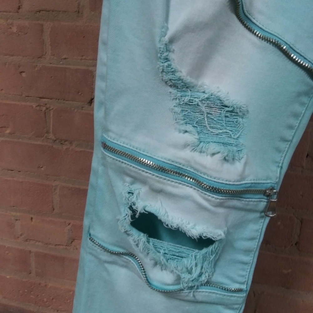 Blue Topic | Edgy Distressed Ripped Jeans - Picture 5 of 8